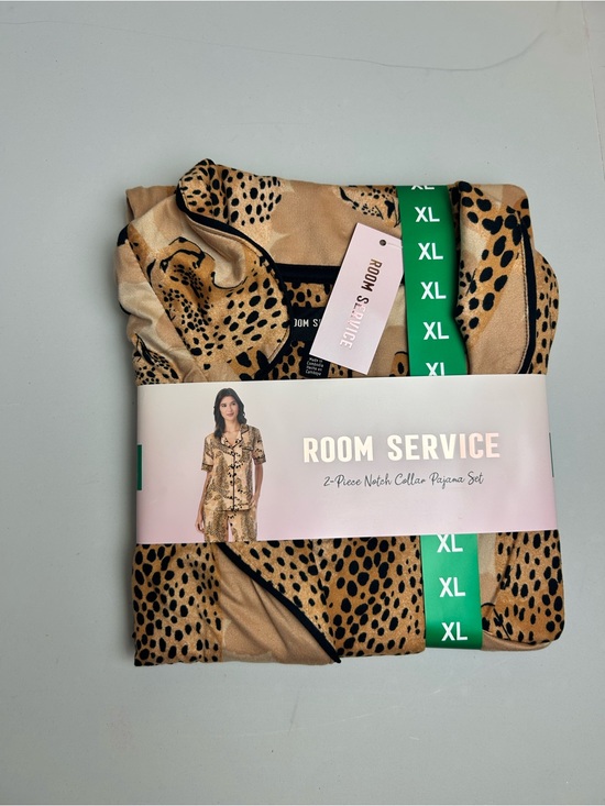 Room Service Other - Room Service Women's 2-Piece Notch Collar Pajama Set - Tan/Black Leopard - XL